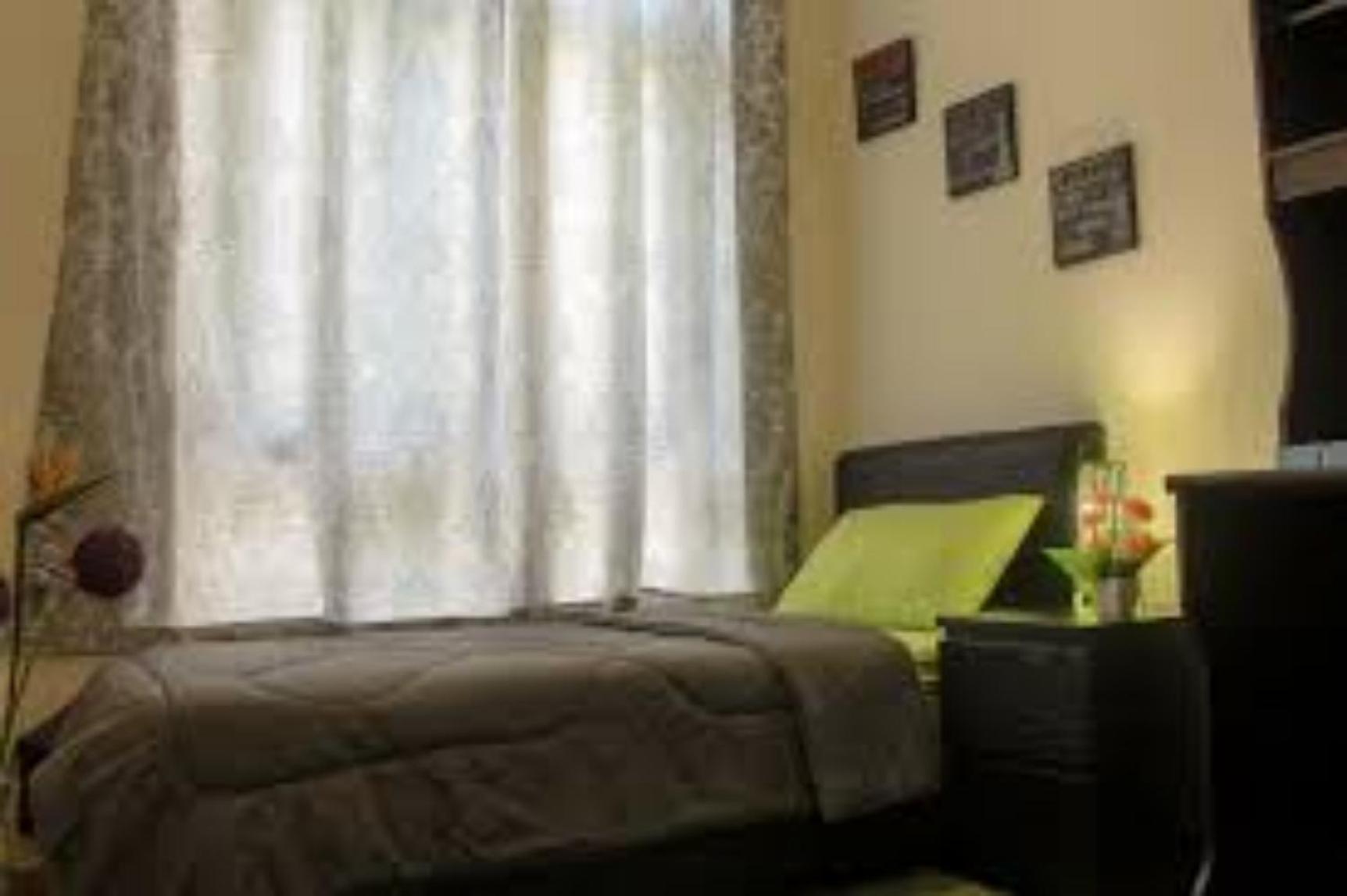 Staff Guest House Nyíregyháza Екстериор снимка